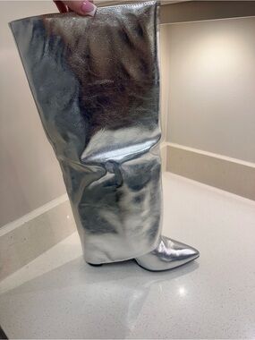 Metallic Silver Knee-High Pointed-Toe Boots